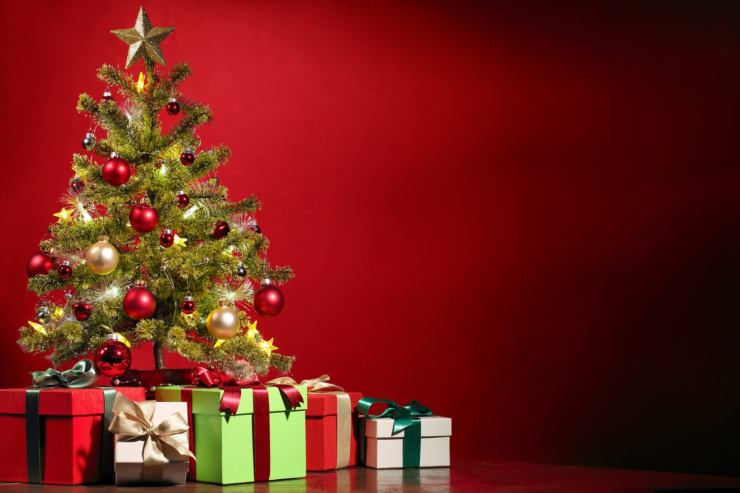 Christmas Tree with Gifts