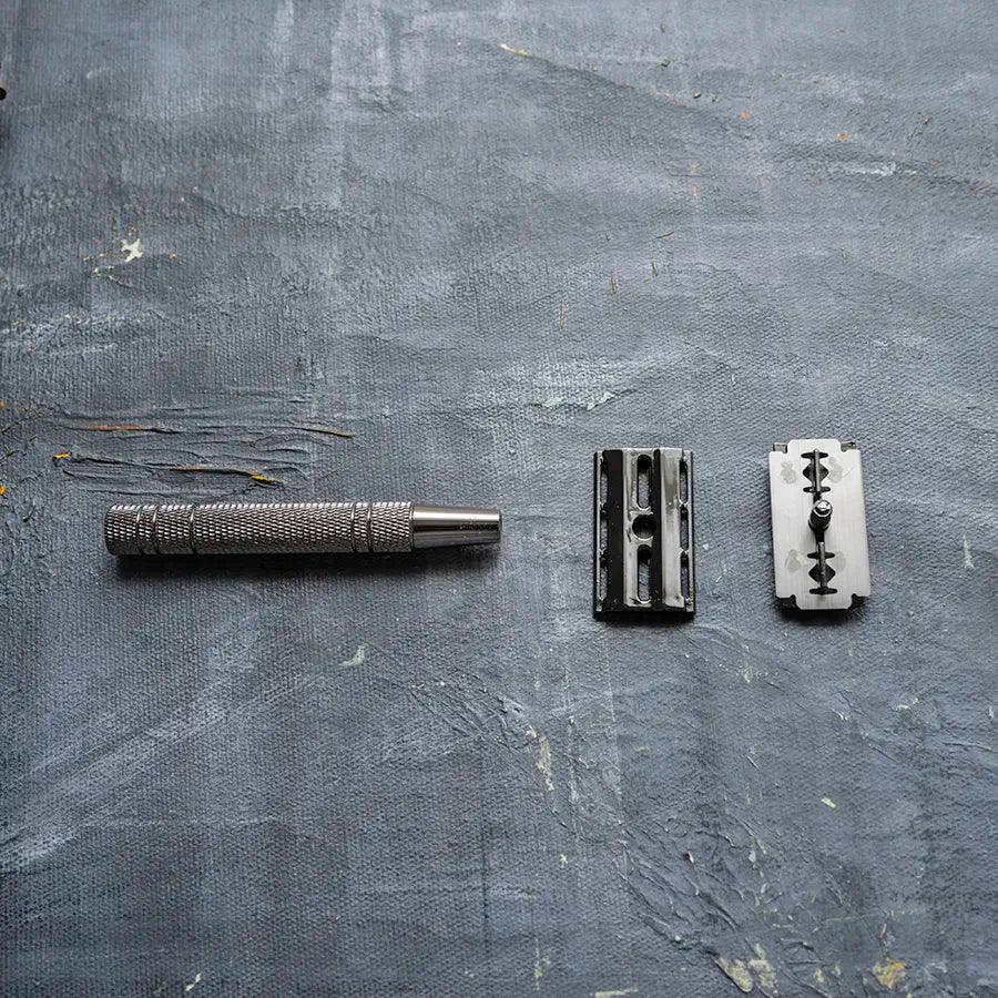 Double Edge Safety Razor Shaving Kit - Metallic Black - SWOP - shop without plastic